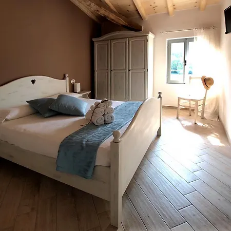 Big Sur Bed & Breakfast Gardone Riviera